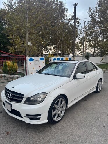 Mercedes C 250 2013, 252,000 km - 1.8 л - Bakı
