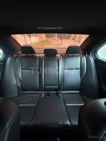 Mercedes C 250 2013, 252,000 km - 1.8 л - Bakı