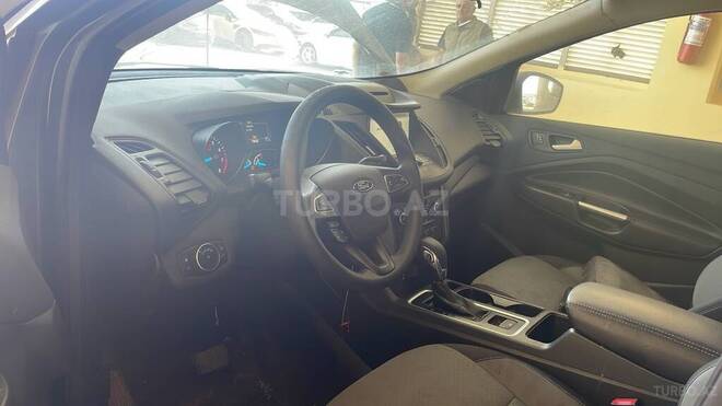 Ford Escape 2018, 132,000 km - 1.5 l - Bakı