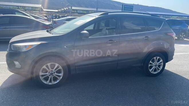 Ford Escape 2018, 132,000 km - 1.5 l - Bakı
