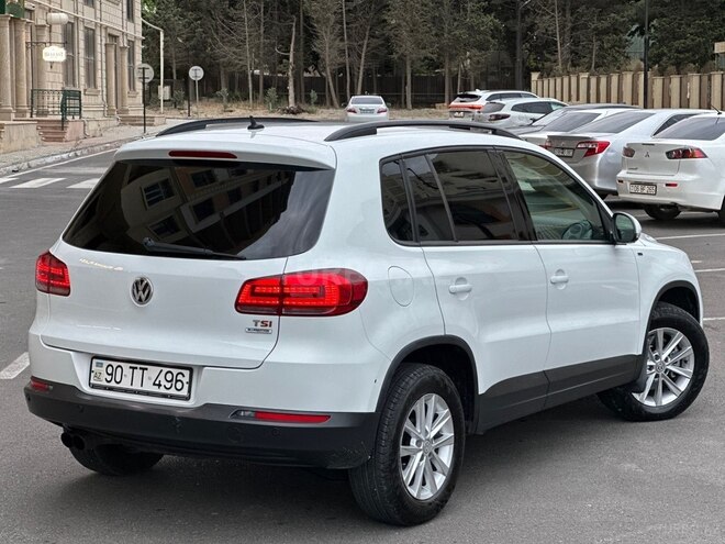Volkswagen Tiguan 2015, 240,152 km - 1.4 l - Bakı
