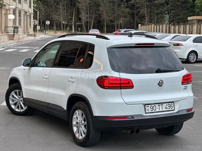 Volkswagen Tiguan 2015, 240,152 km - 1.4 l - Bakı