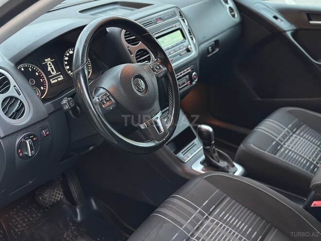 Volkswagen Tiguan 2015, 240,152 km - 1.4 l - Bakı