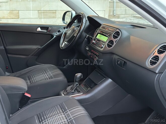 Volkswagen Tiguan 2015, 240,152 km - 1.4 l - Bakı