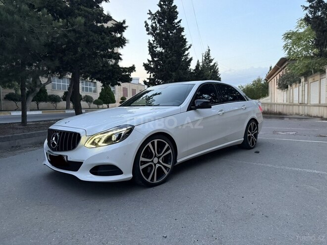 Mercedes E 220 2015, 233,300 km - 2.1 l - Bakı