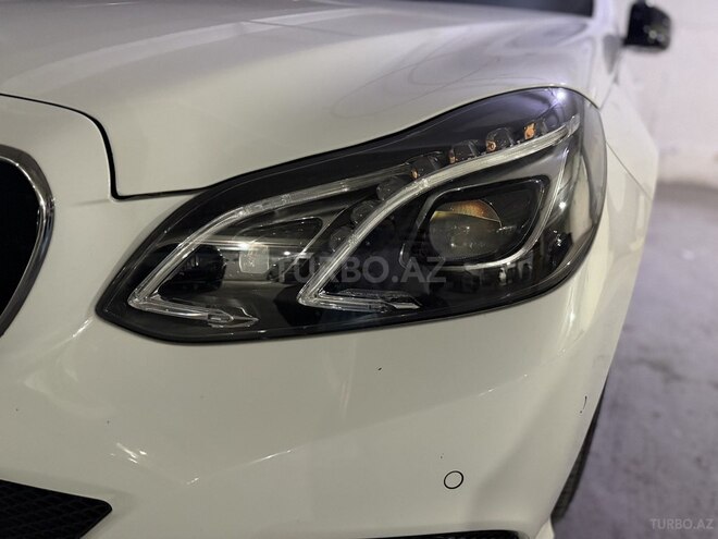 Mercedes E 220 2015, 233,300 km - 2.1 l - Bakı