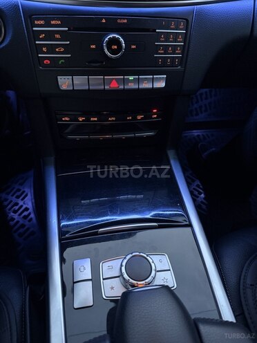 Mercedes E 220 2015, 233,300 km - 2.1 l - Bakı