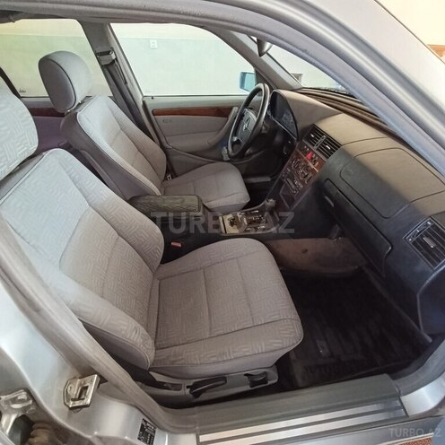 Mercedes C 200 1999, 281,000 km - 2.0 l - Bakı