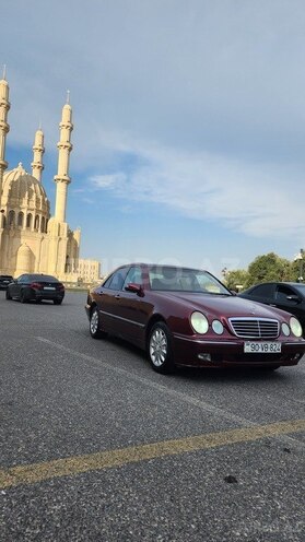 Mercedes E 320 1999, 422,000 km - 3.2 l - Bakı