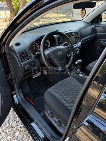 Hyundai Accent 2010, 162,585 km - 1.6 l - Beyləqan