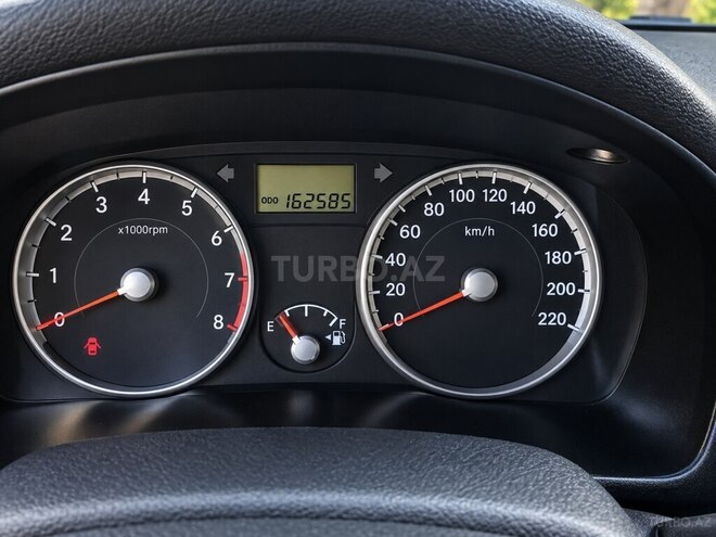 Hyundai Accent 2010, 162,585 km - 1.6 l - Beyləqan