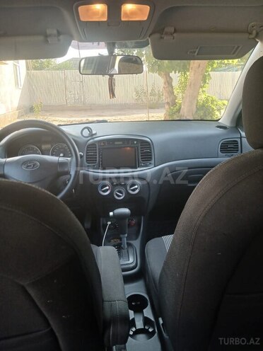 Hyundai Accent 2010, 162,585 km - 1.6 l - Beyləqan