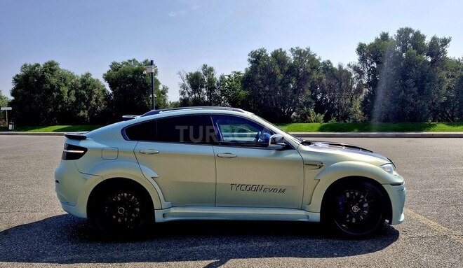 BMW X6 M 2010, 147,000 km - 4.4 л - Bakı