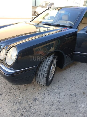 Mercedes E 240 1998, 350,000 km - 2.4 l - Şirvan