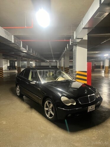 Mercedes C 240 2004, 232,035 km - 2.6 l - Bakı