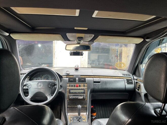 Mercedes E 200 1999, 453,000 km - 2.0 l - Masallı