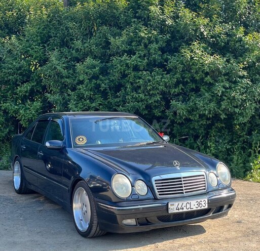 Mercedes E 200 1999, 453,000 km - 2.0 l - Masallı