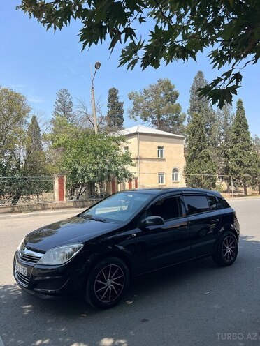 Opel Astra 2009, 451,000 km - 1.4 l - Gəncə