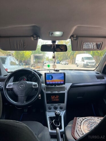 Opel Astra 2009, 451,000 km - 1.4 l - Gəncə