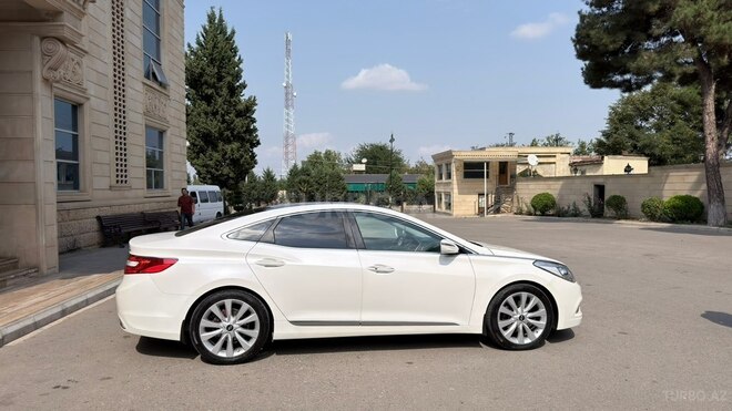 Hyundai Azera 2013, 250,000 km - 3.0 l - Tovuz