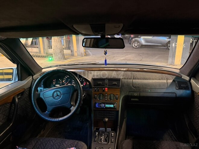 Mercedes C 220 1994, 191,000 km - 2.2 l - Bakı