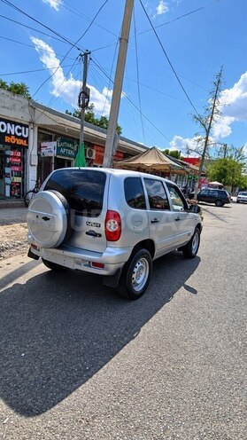 Chevrolet Niva 2008, 199,000 km - 1.7 л - İmişli