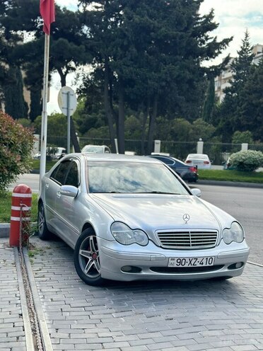 Mercedes C 200 2000, 310,000 km - 2.0 л - Bakı
