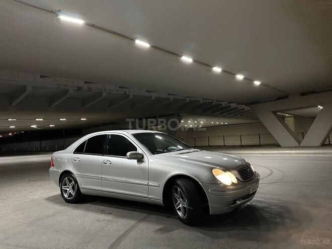 Mercedes C 200 2000, 310,000 km - 2.0 л - Bakı