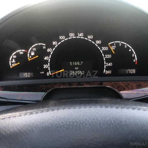 Mercedes S 320 2001, 270,000 km - 3.2 l - Bakı