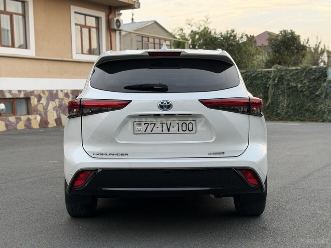 Toyota Highlander 2023, 48,300 km - 2.5 l - Zaqatala