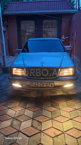 Mercedes C 220 1996, 390,000 km - 2.2 l - Bakı