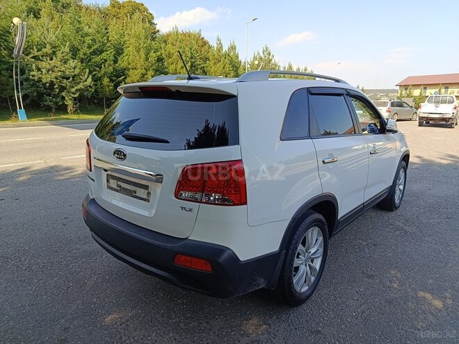 Kia Sorento 2010, 290,414 km - 2.0 l - Qusar