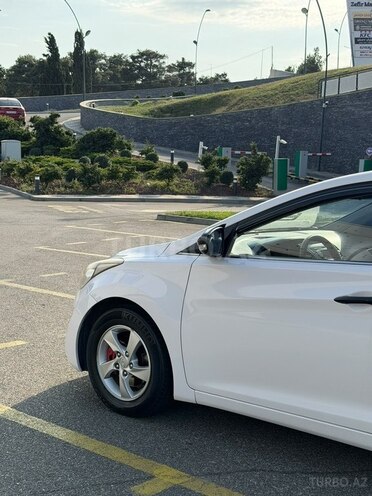 Hyundai Elantra 2013, 136,850 km - 1.6 л - Bakı
