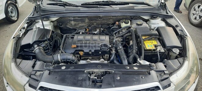 Chevrolet Cruze 2011, 293,035 km - 1.4 l - Bakı