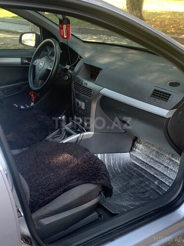 Opel Astra 2006, 265,550 km - 1.4 l - Qusar