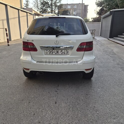 Mercedes B 180 2010, 128,200 km - 1.7 l - Bakı
