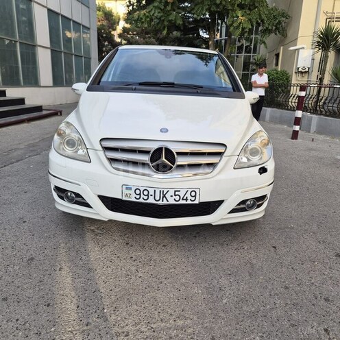 Mercedes B 180 2010, 128,200 km - 1.7 l - Bakı