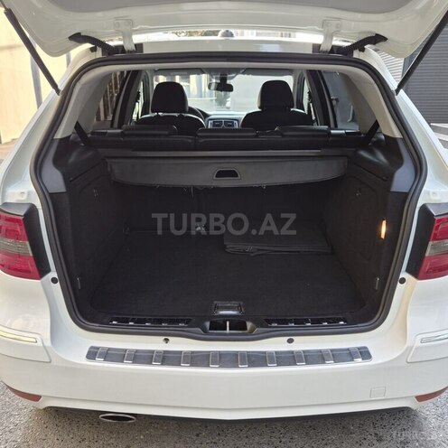 Mercedes B 180 2010, 128,200 km - 1.7 l - Bakı