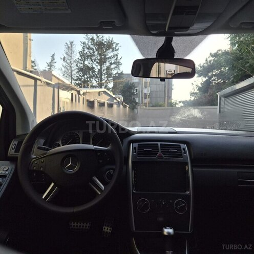 Mercedes B 180 2010, 128,200 km - 1.7 l - Bakı