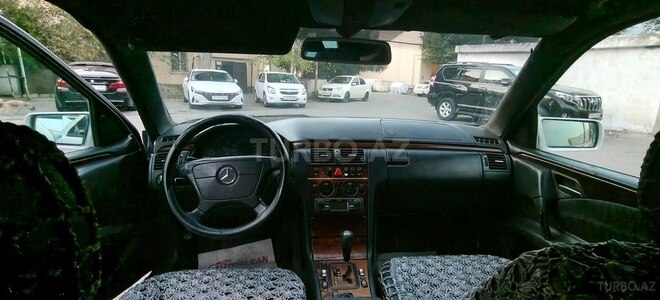 Mercedes E 220 1999, 465,328 km - 2.2 л - Bakı