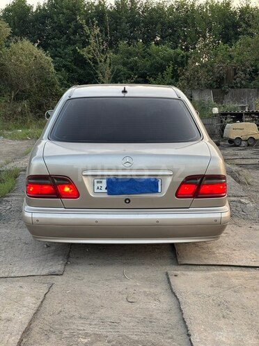 Mercedes E 220 1999, 438,000 km - 2.2 l - Lənkəran