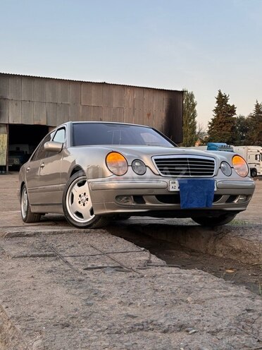 Mercedes E 220 1999, 438,000 km - 2.2 l - Lənkəran