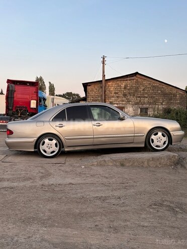 Mercedes E 220 1999, 438,000 km - 2.2 l - Lənkəran