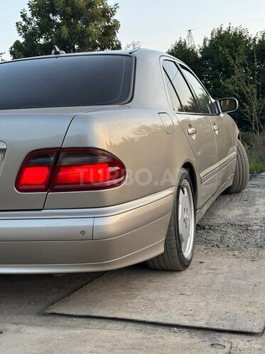 Mercedes E 220 1999, 438,000 km - 2.2 l - Lənkəran