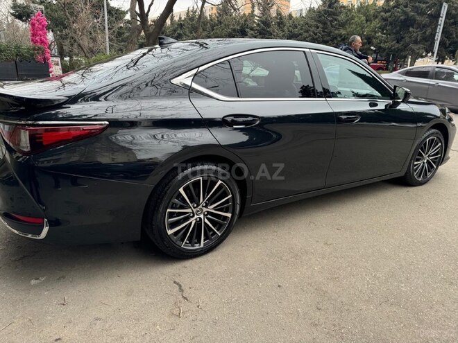 Lexus ES 300h 2024, 37,000 km - 2.5 l - Bakı