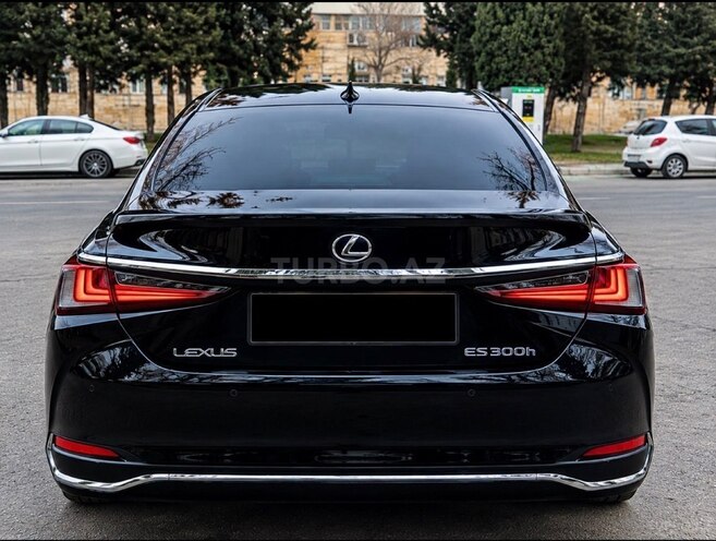 Lexus ES 300h 2024, 37,000 km - 2.5 l - Bakı