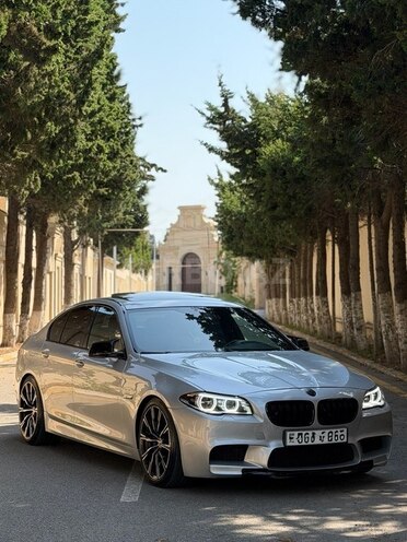 BMW 528 2013, 258,000 km - 2.0 l - Bakı