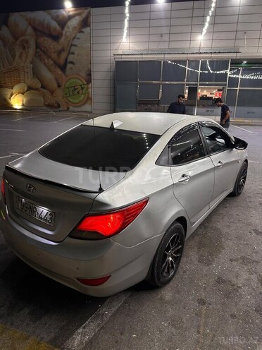 Hyundai Accent 2015, 300,000 km - 1.6 l - Sumqayıt