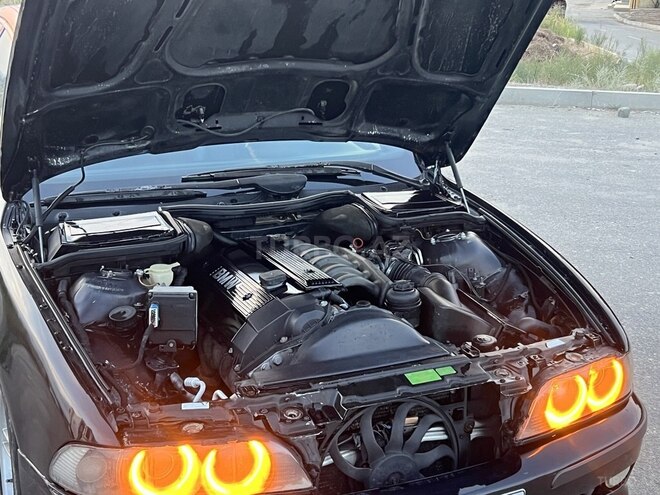 BMW 523 1999, 420,000 km - 2.5 l - Bakı
