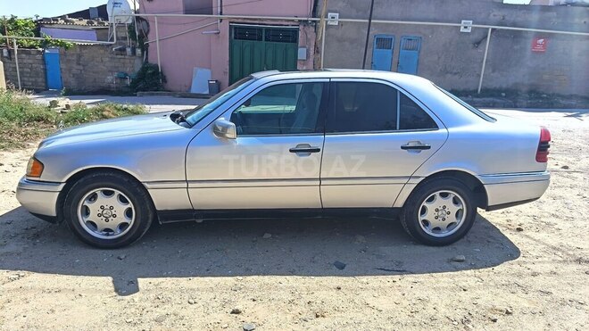 Mercedes C 230 1997, 296,870 km - 2.3 л - Bakı